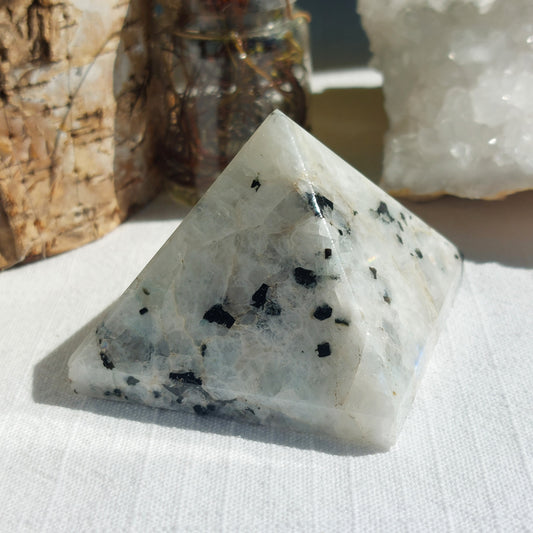 Moonstone Pyramid - 170g - A Grade