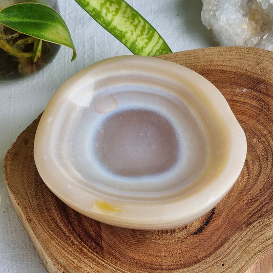 Agate Dish - Madagascar - 404g