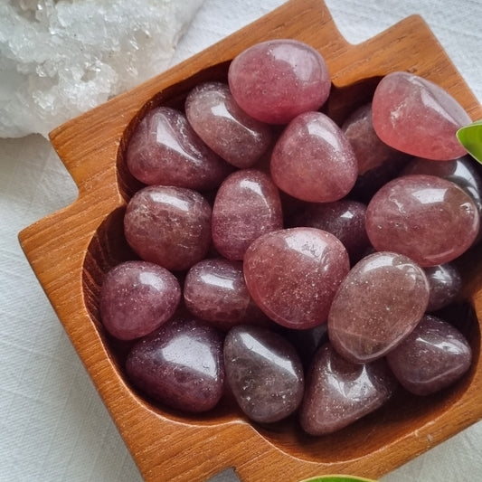 Strawberry Quartz Tumble