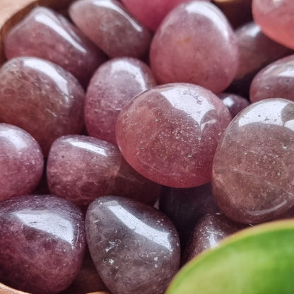 Strawberry Quartz Tumble