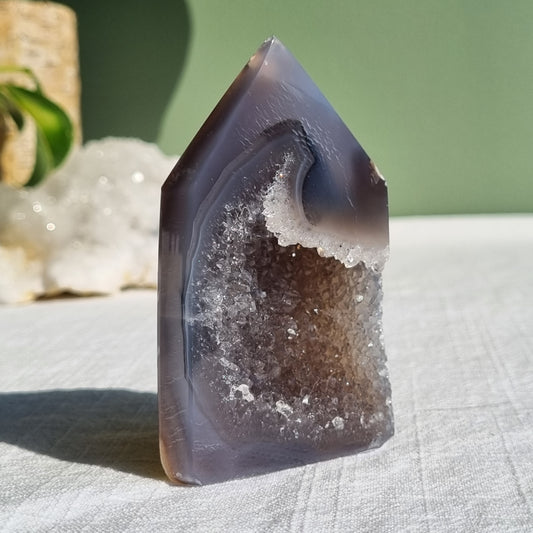 Agate Geode Tower - Brazil - 149g