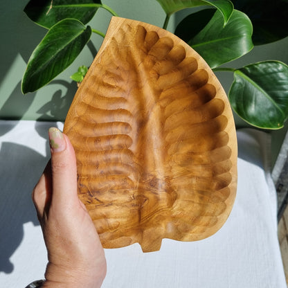 Wooden Leaf Bowl - 20cm