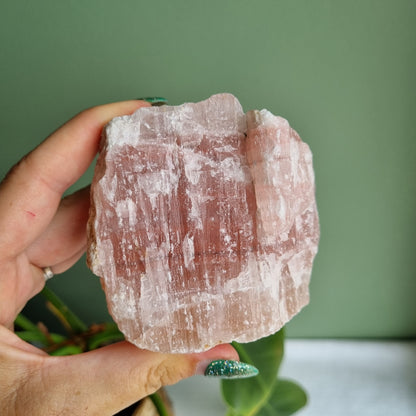 Strawberry Calcite Raw - 514g