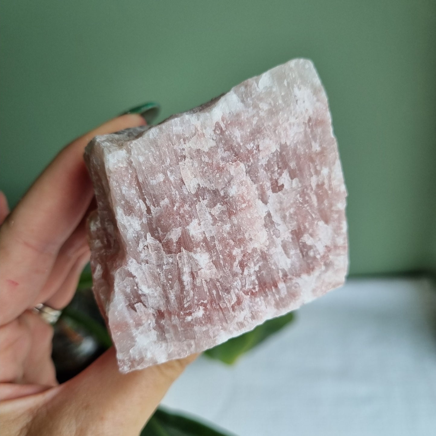 Strawberry Calcite Raw - 381g