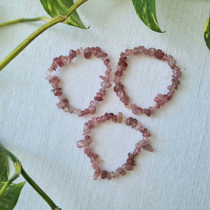 Strawberry Quartz Chip Bracelet - Sparrow and Fox